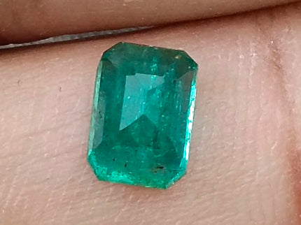 1.72ct Natural Emerald Medium Intense Green GSI Certified Octagon Cut Gemstone