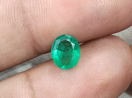 1.64ct Emerald Natural Zambia Vivid Medium Deep Green Oval Gemstone