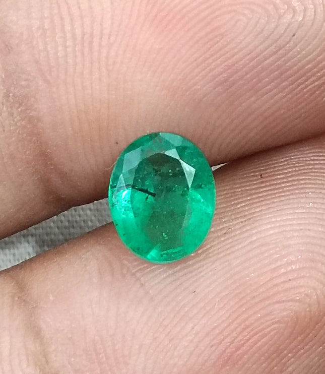 1.64ct Emerald Natural Zambia Vivid Medium Deep Green Oval Gemstone