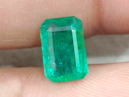 1.97ct Medium Green Emerald Natural Zambia Gemstone