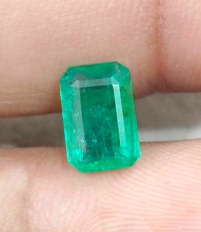 1.97ct Medium Green Emerald Natural Zambia Gemstone