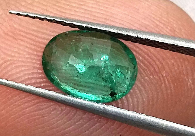 GSI Certified 1.24ct Vivid Green Oval Cut Zambian Emerald Minor Oiled Loose Gemstone
