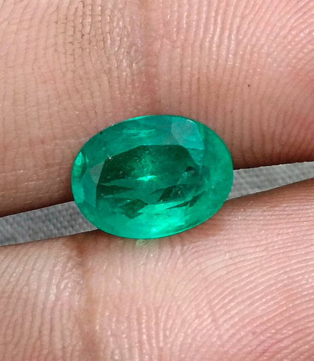2.68ct Natural Emerald GSI Certified Medium Green Oval Cut Stone
