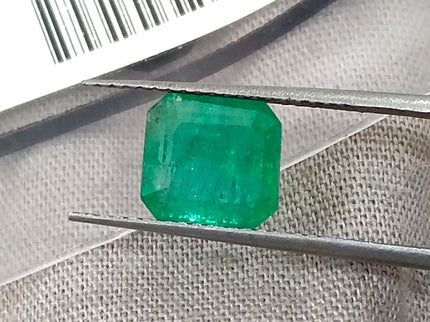 2.24ct Natural Emerald Certified Medium Green Octagon Cut Loose Gemstone