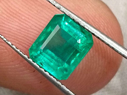 Certified 1.92ct Zambian Natural Emerald