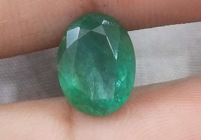 3.82ct GSI Certified Medium Green Zambian Emerald Minor Oiled Loose Gemstone