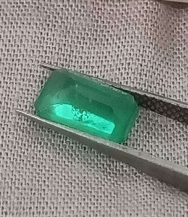 Certified 1.52ct Natural Zambian Emerald Stone.