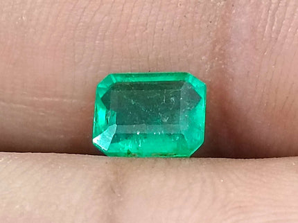 Certified 1.31ct Natural Zambian Emerald