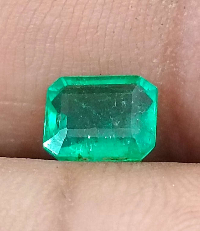Certified 1.31ct Natural Zambian Emerald