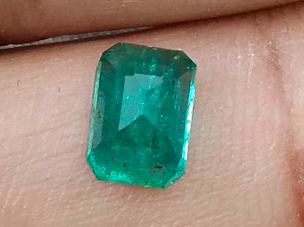 1.72ct Natural Emerald Medium Intense Green GSI Certified Octagon Cut Gemstone