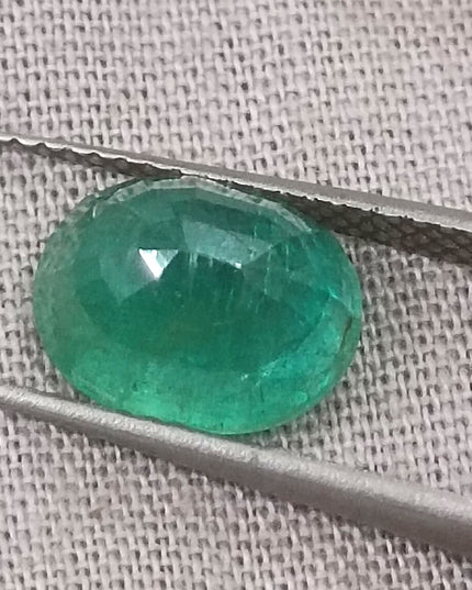 2.64ct Medium Green Zambian Emerald Minor Oiled Loose Gemstone