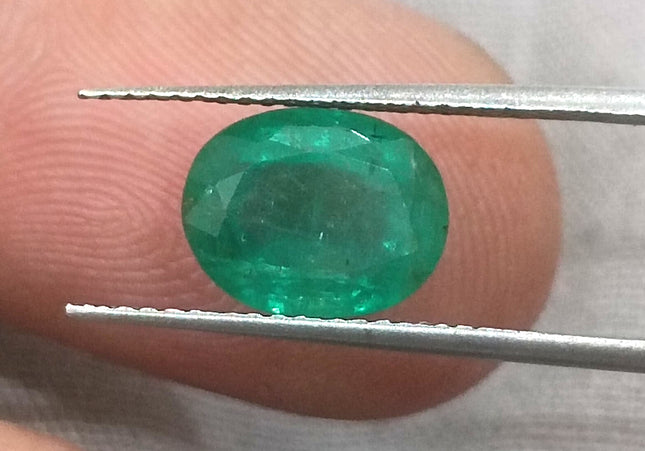 2.64ct Medium Green Zambian Emerald Minor Oiled Loose Gemstone