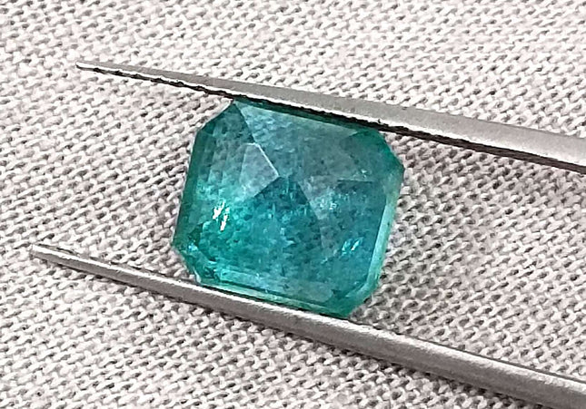 2.09ct Medium deep green Zambian emerald natural minor oiled loose gemstone.