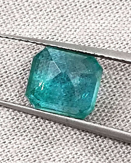 2.09ct Medium deep green Zambian emerald natural minor oiled loose gemstone.