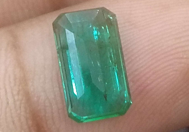 2.29ct High Quality GSI USA Certified Vivid Green Zambian Emerald Minor Oiled Loose Gemstone