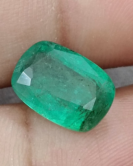 4.87ct Natural Zambian Emerald, Cushion Cut Minor Oiled Natural Gemstone.