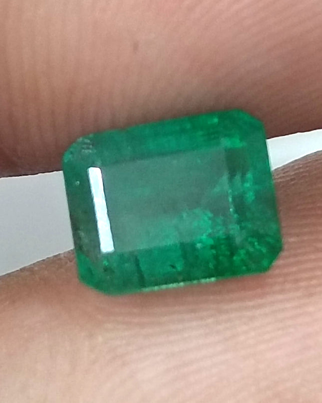 GSI Certified 2.42ct Medium Green Zambian Emerald, Natural Gemstone