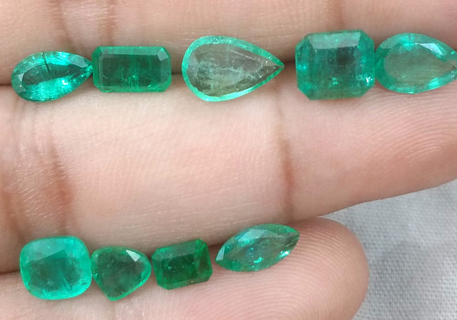 9.00ct Natural Zambian Emerald Parcel Minor Oiled Loose Gemstones