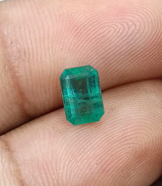 Emerald Natural 1.48ct Zambia SGL Certified Medium Bluish Green Loose Gemstone