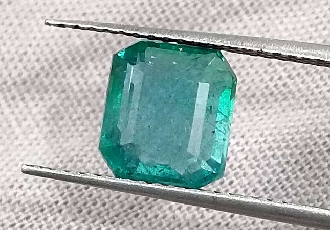 2.09ct Medium deep green Zambian emerald natural minor oiled loose gemstone.