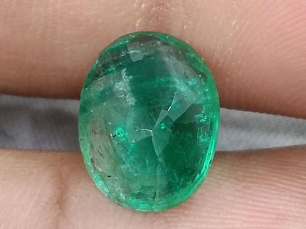 Swat Emerald 5.72ct Vivid Green Certified Natural Oval Cut Stone.