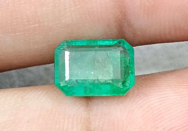GSI Certified 3.16ct Medium Green Panjshir Emerald Minor Oiled Loose Gemstone