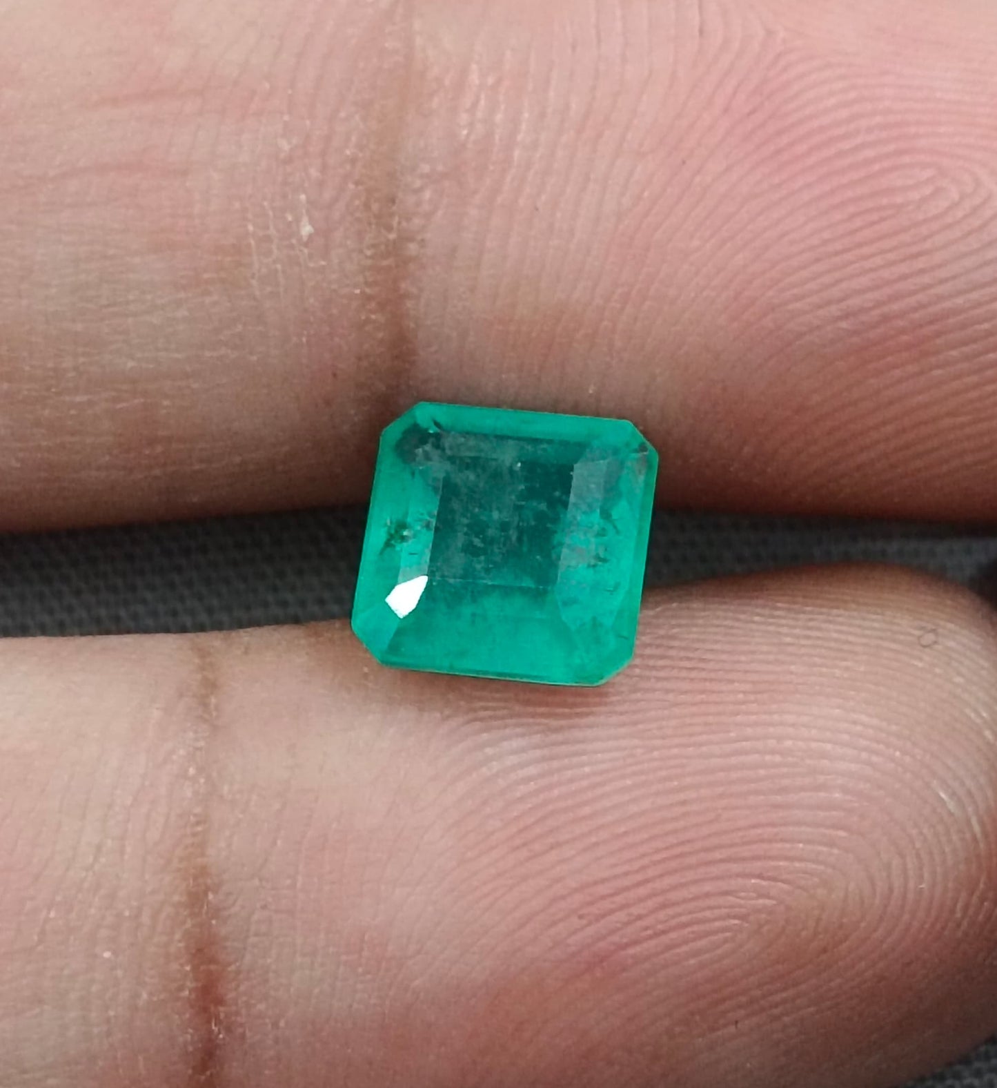 2.45ct Zambian Emerald, 100% Natural Earth Mined Gemstone