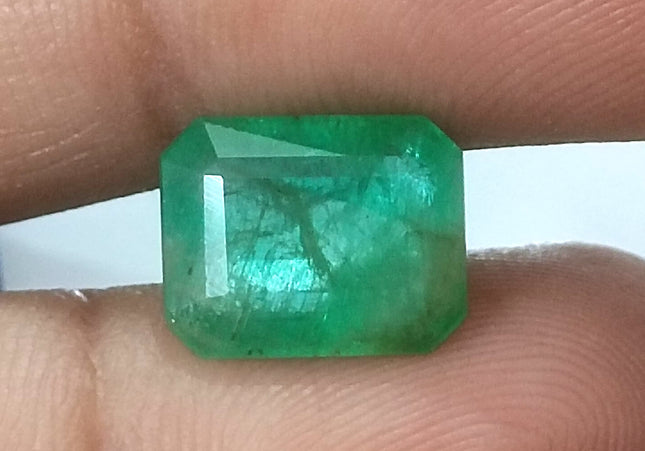 4.50ct GSI USA Certified Medium Green Swat Emerald Minor Oiled Loose Gemstone