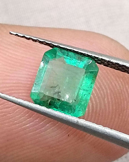 GSI Certified 1.51ct Medium Green Emerald Cut Natural Zambian Emerald Minor Oiled Loose Gemstone