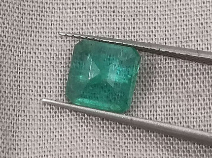 GSI Certified 2.05ct Medium Green Natural Zambian Emerald Minor Oiled Loose Gemstone