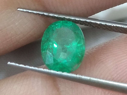 1.61ct Certified Natural Swat Emerald, Oval cut Loose Gemstone