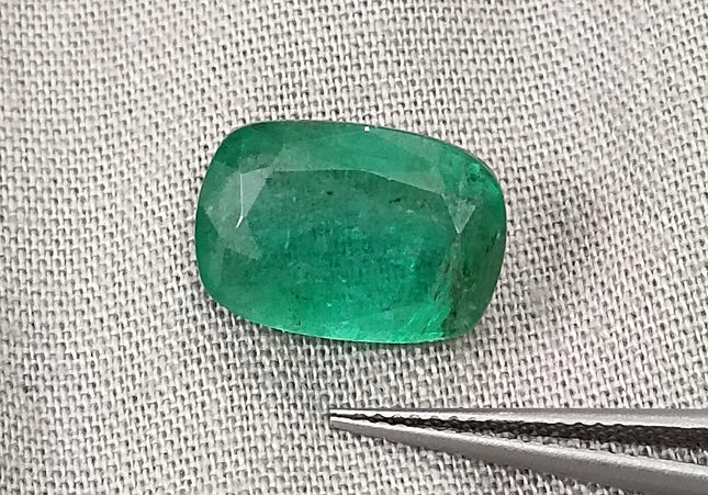 4.87ct Natural Zambian Emerald, Cushion Cut Minor Oiled Natural Gemstone.