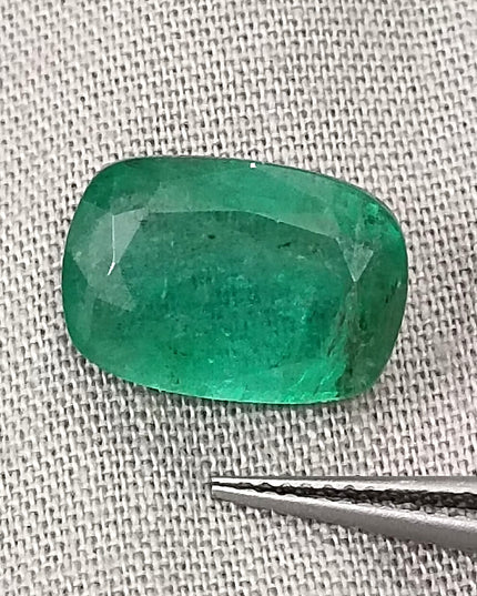 4.87ct Natural Zambian Emerald, Cushion Cut Minor Oiled Natural Gemstone.