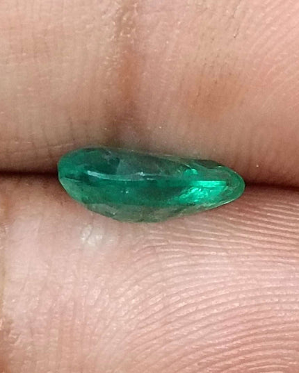 GSI Certified 1.65ct Medium Green Zambian Emerald Minor Oiled Loose Gemstone