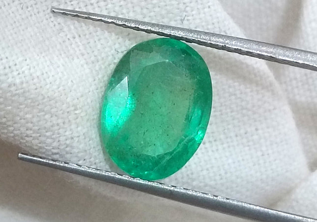 1.97ct Medium Light Green Natural Zambian Emerald Minor Oiled Loose Gemstone