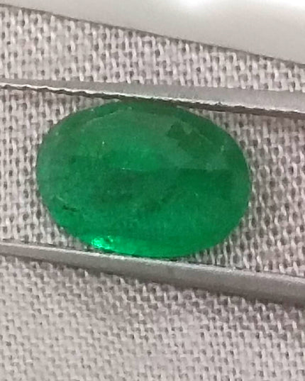 1.72ct GSI Certified Vivid Green Oval Cut Zambian Emerald Minor Oiled Loose Gemstone