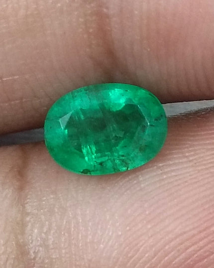 GSI Certified 1.33ct Vivid Green Natural Swat Emerald Minor Oiled Loose Gemstone