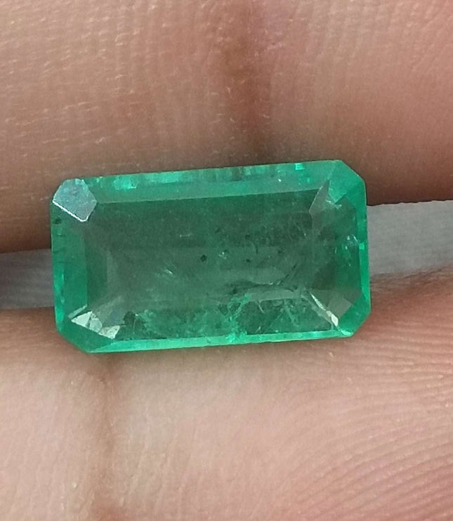 Zambian Emerald 2.74ct Certified Natural Medium Light Green Octagon Cut Loose Stone