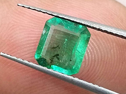 Certified 1.51ct Natural Zambian Emerald Stone
