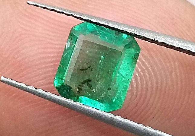 GSI Certified 1.51ct Medium Green Emerald Cut Natural Zambian Emerald Minor Oiled Loose Gemstone