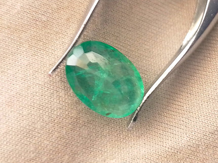 2.35ct Vivid Green Natural Emerald Oval Cut Loose Gemstone