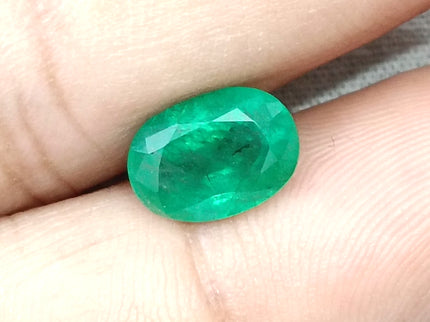 2.26ct Emerald Natural Medium Velvet Green Oval Cut Loose Gemstone
