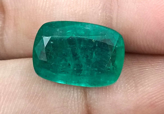 Big 9.75ct Zambian Emerald, Cushion cut Medium Deep Green Loose Gemstone.