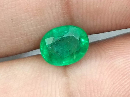1.70ct Natural Panjshir Emerald Medium Vivid Green Oval Cut Loose Gemstone