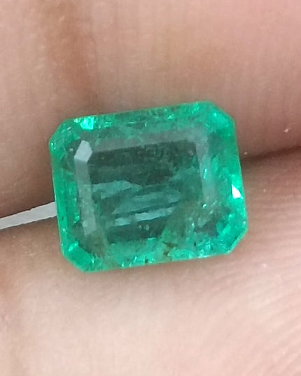 1.15ct Medium Light Green Zambian Emerald Minor Oiled Loose Gemstone