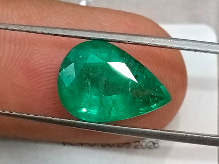 3.96ct Colombian Color Emerald Natural GSI Certified Medium Green Pear Cut Gemstone