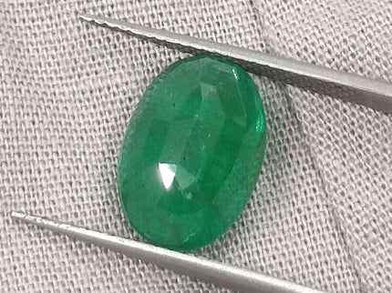 Zambian Emerald 4.09ct  Natural Certified Oval Cut Medium Green Loose Stone