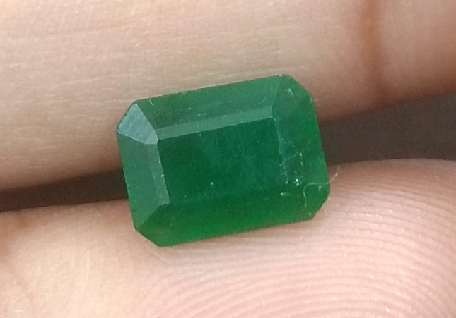GSI USA Certified 1.68ct Deep Pure Green Natural Zambian Emerald Earth Mined Loose Gemstone
