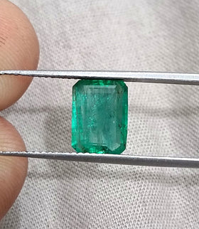 Natural Emerald 2.08ct Medium Green Zambian SGL Certified Octagon Cut Minor Oiled Loose Gemstone