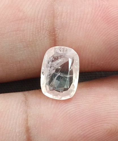 3.05ct IGI Certified Padparadscha Sapphire, 100% Natural Untreated Gemstone